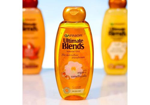 GARNIER ULTIMATE BLENDS SHAMPOO ARGAN CAMELLIA OILS 360 ML (IMPORTED)