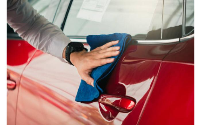 Car Detailing (Cleaning & Polishing)