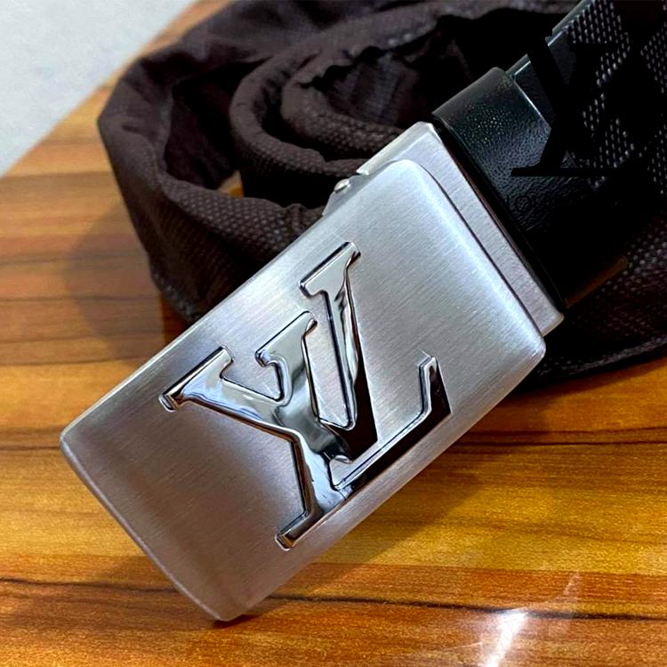Black Luxurious Louis Vuitton Genuine Leather Silver Buckles Belt